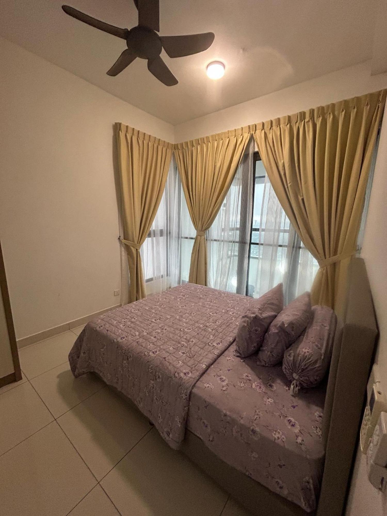 Eco Nest 3 Bedroom Duplex Apartment Nusajaya  Luaran gambar